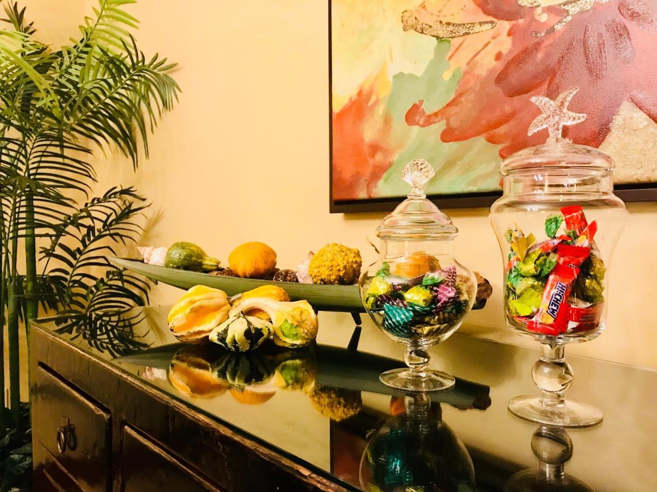Beach Villa At Ko'Olina カポレイ エクステリア 写真
