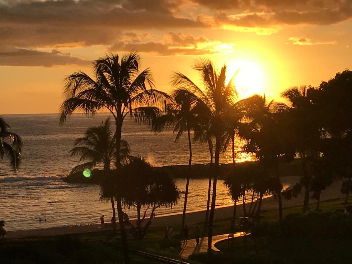 Beach Villa At Ko'Olina カポレイ エクステリア 写真
